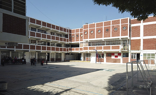 Instalaciones del Colegio Británico Wisdom Puebla